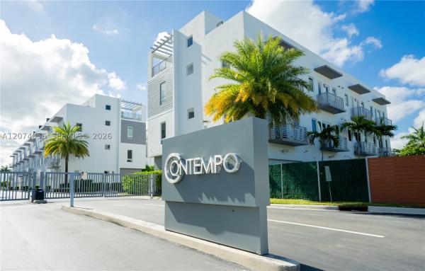 Contempo Townhomes, 9165 NW 33rd St, Doral, Florida 33172, image 3