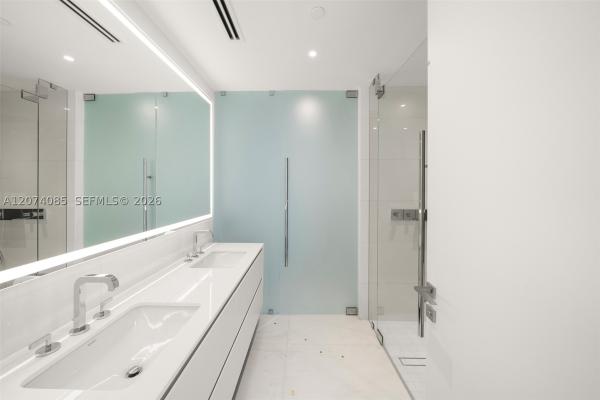 Ritz Carlton South Beach, 300 Biscayne Blvd Way #4605, Miami, Florida 33131, image 1