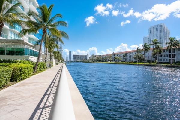 Eastside At Aventura, 3000 NE 188th St #709, Aventura, Florida 33180, image 2