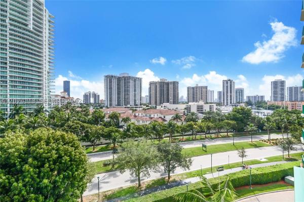 Turnberry Village South Tower, 19900 E Country Club Dr #620, Aventura, Florida 33180, image 1