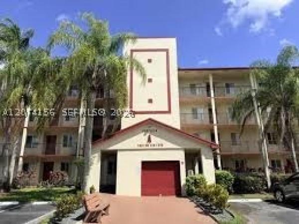 Garfield At Century Village, 1600 SW 127th Way #401C, Pembroke Pines, Florida 33027, image 1