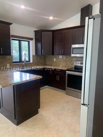 10020 SW 91st Ter, Unincorporated Dade County, Florida 33176, image 2