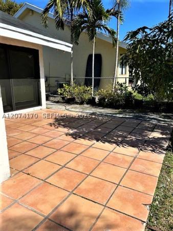 10020 SW 91st Ter, Unincorporated Dade County, Florida 33176, image 3