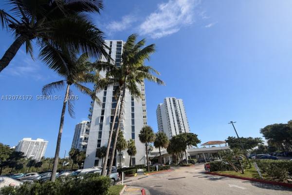 Waterview 1, 20505 E Country Club Dr #1037, Aventura, Florida 33180, image 2