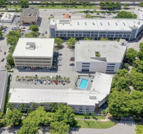 6580 Santona St #A16, Coral Gables, Florida 33146, image 3