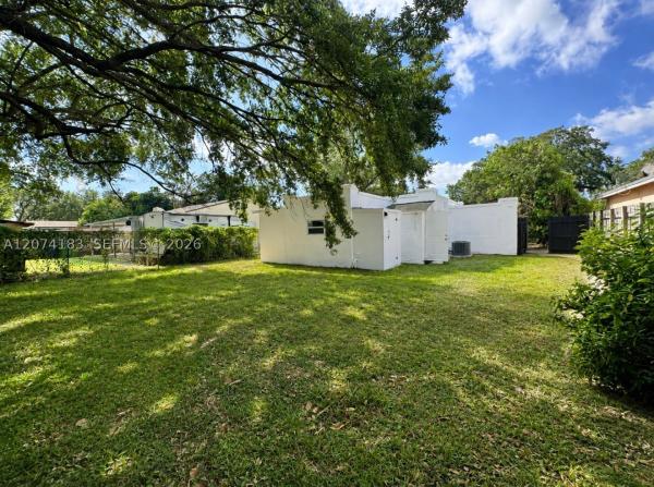 3351 NW 52nd St, Unincorporated Dade County, Florida 33142, image 2