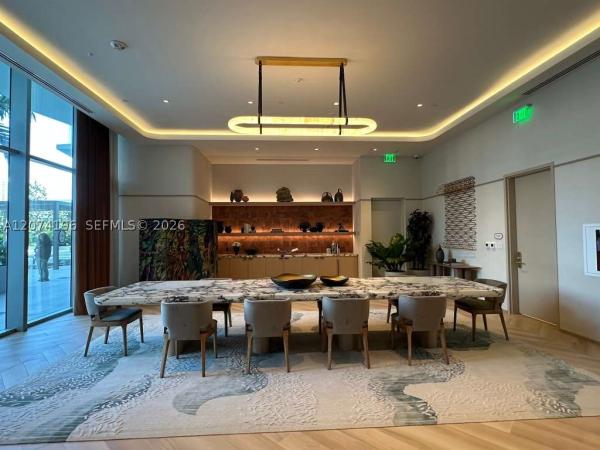 77 SE 5th St #1513, Miami, Florida 33131, image 3