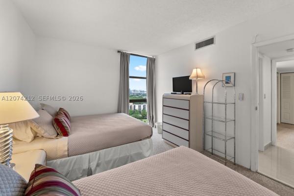 Coronado Tower 3, 20379 W Country Club Dr #2433, Aventura, Florida 33180, image 3