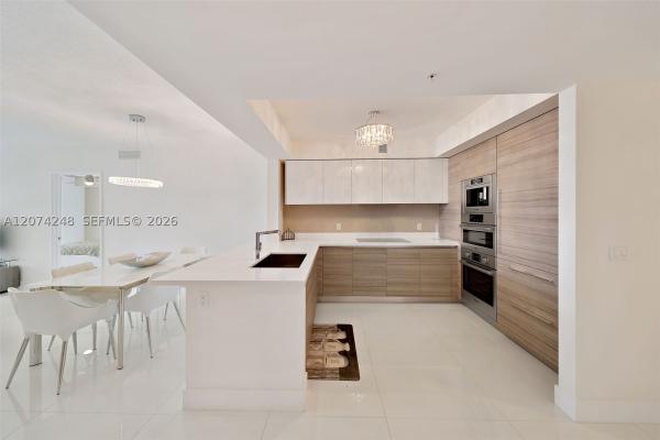 Parque Towers, 300 Sunny Isles Blvd #4-2403, Sunny Isles Beach, Florida 33160, image 2