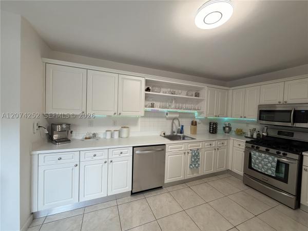 15316 SW 111th St, Unincorporated Dade County, Florida 33196, image 1