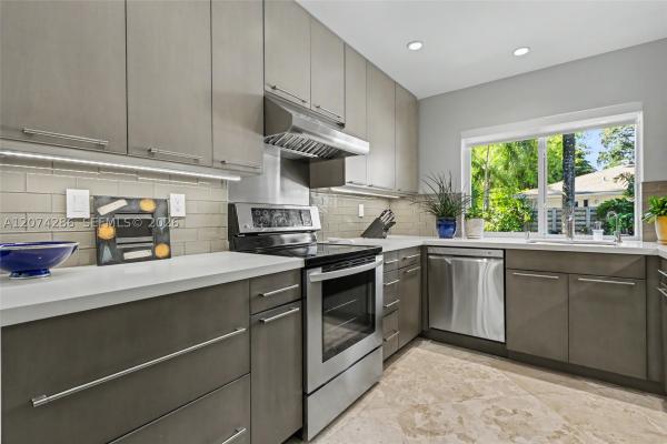 The Greens Of Emerald Hills, 13 Dogwood Rd, Hollywood, Florida 33021, image 1