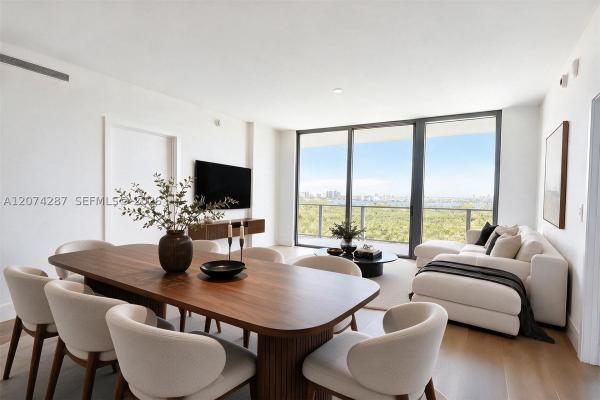 2411 Laguna Cir #1503, North Miami, Florida 33181, image 1