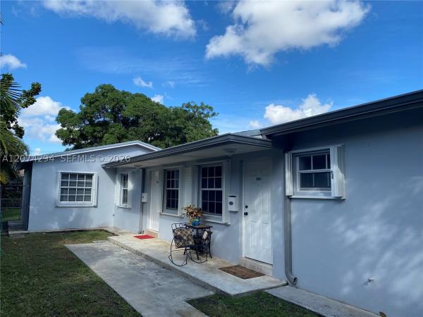 Grapeland, Miami, Florida 33145, image 3
