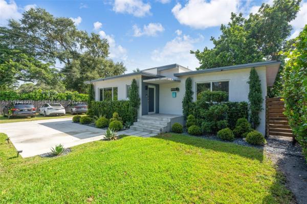 El Portal Residential, 8911 N Miami Ave, El Portal, Florida 33150, image 2