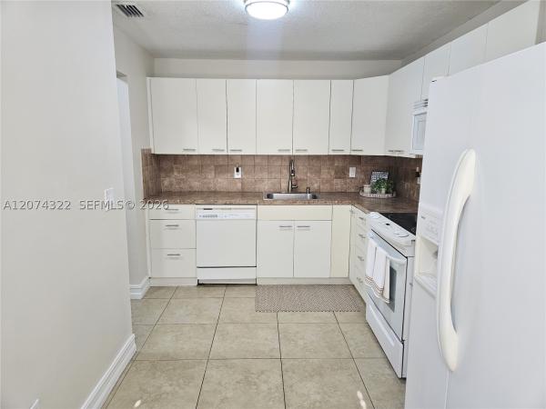 10240 SW 137th Ct, Unincorporated Dade County, Florida 33186, image 2