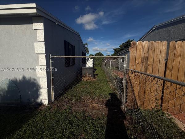 Boulevard Heights, 1201 N 70th Way, Hollywood, Florida 33024, image 2