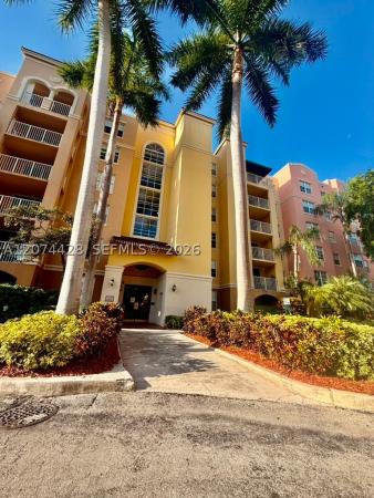 The Yacht Club At Aventura, 19701 E Country Club Dr #5605, Aventura, Florida 33180, image 3