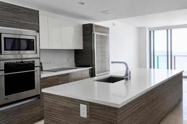 Icon Bay, 460 NE 28th St #602, Miami, Florida 33137, image 2