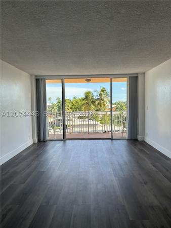 Waterside Towers, 2450 NE 135th St #209, North Miami, Florida 33181, image 3