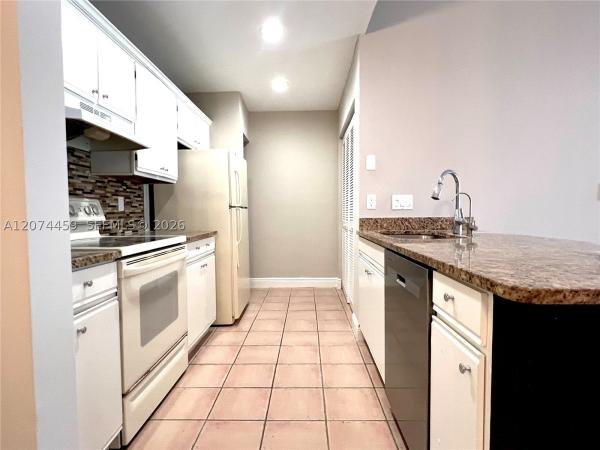 Sugar Pond Manor, 1077 Goldenrod Rd, Wellington, Florida 33414, image 1