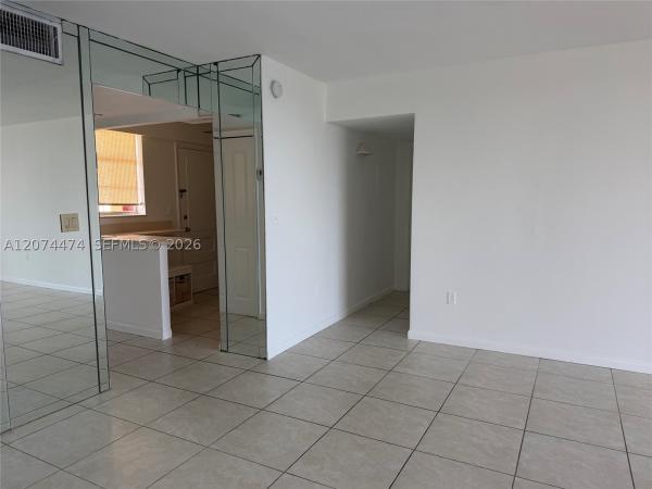 2910 Point East Dr #M514, Aventura, Florida 33160, image 2