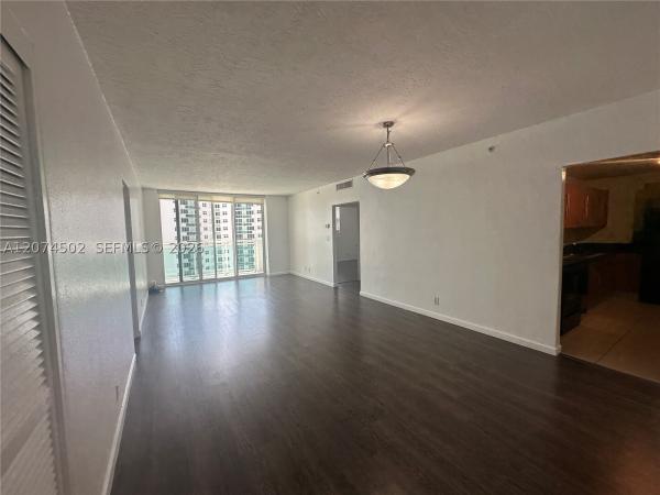 The Residences On Hollywood Beach, 3000 S Ocean Dr #922, Hollywood, Florida 33019, image 2