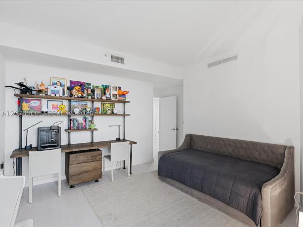 Sayan, 16275 Collins Ave #1804, Sunny Isles Beach, Florida 33160, image 2