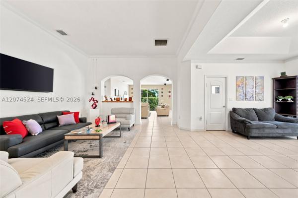 15429 SW 36th Ter, Unincorporated Dade County, Florida 33185, image 2