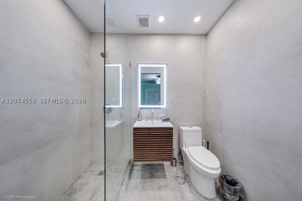 Biltmore, 46 NE 43rd St, Miami, Florida 33137, image 2