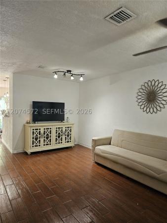 Washington Court Villas, 126 Hidden Court Rd #27-D, Hollywood, Florida 33023, image 3