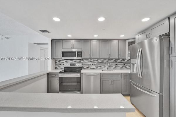 Waterview 1, 20505 E Country Club Dr #938, Aventura, Florida 33180, image 1