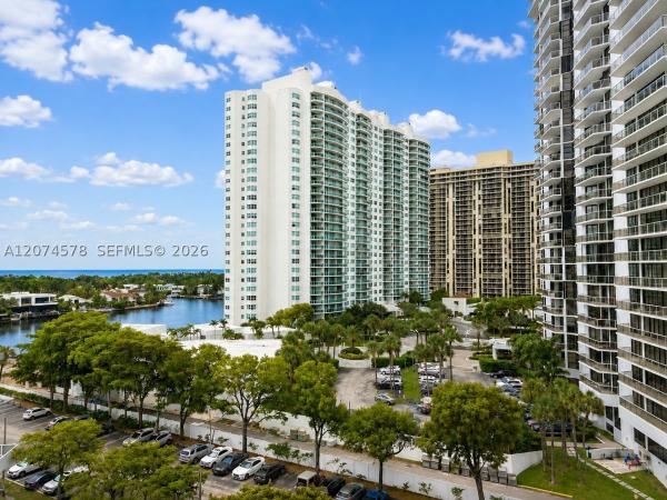 Waterview 1, 20505 E Country Club Dr #938, Aventura, Florida 33180, image 2