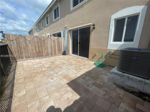 Towns At Seascape, 2346 SE 12th Ct, Homestead, Florida 33035, image 2
