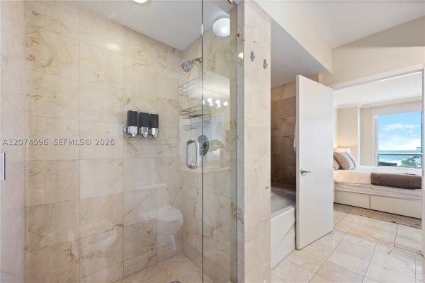Miami Beach, Florida 33141, image 2
