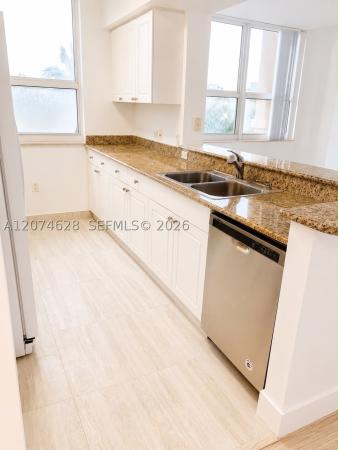 Turnberry On The Green, 19501 W Country Club Dr #408, Aventura, Florida 33180, image 3