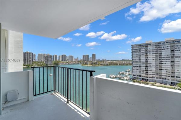 Commodore Plaza Century, 2780 NE 183rd St #1114, Aventura, Florida 33160, image 1