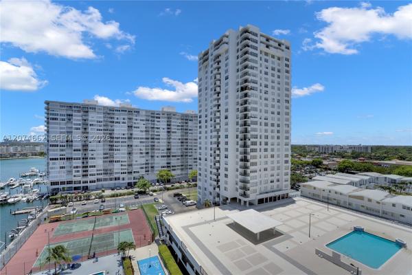 Commodore Plaza Century, 2780 NE 183rd St #1114, Aventura, Florida 33160, image 3