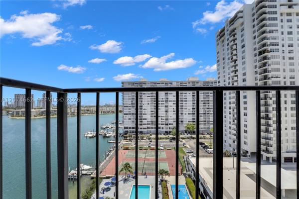 Commodore Plaza Century, 2780 NE 183rd St #1114, Aventura, Florida 33160, image 2
