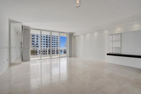 Carbonell, 901 Brickell Key Blvd #2302, Miami, Florida 33131, image 2