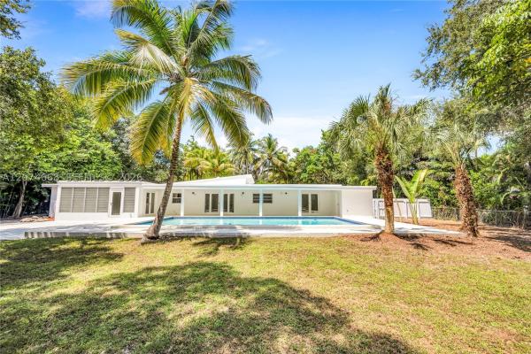 Holiday Estates, 7480 SW 122nd St, Pinecrest, Florida 33156, image 3