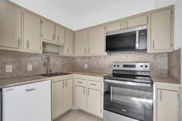 Ensenada, 3401 N Country Club Dr #EI403, Aventura, Florida 33180, image 2