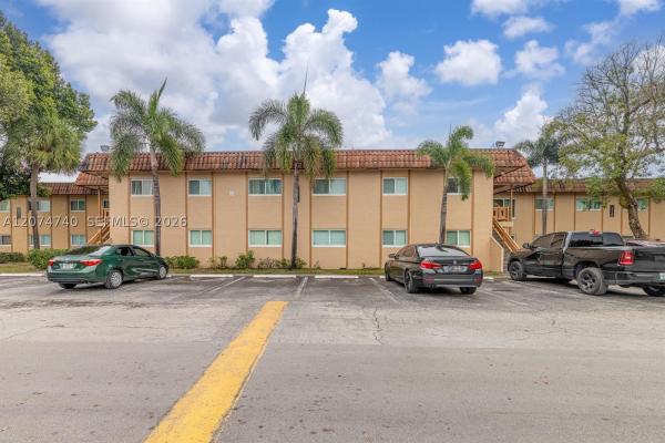Lakeside At Lauderdale Lakes, 2804 NW 39th Way #201, Lauderdale Lakes, Florida 33311, image 1