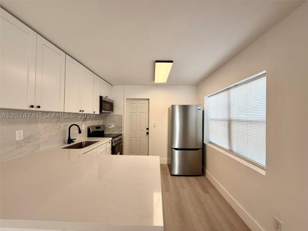 Hallandale Park, 908 SW 2nd Ave #1-2, Hallandale Beach, Florida 33009, image 3