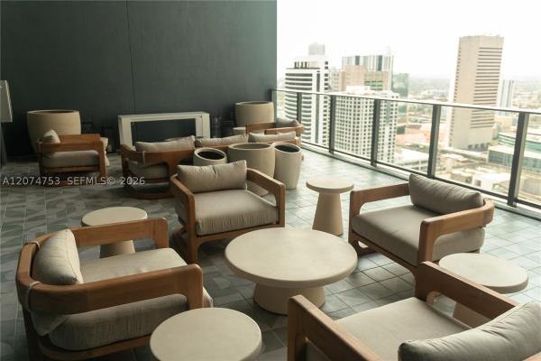 121 NE 5th St #2411, Miami, Florida 33132, image 1