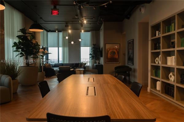 121 NE 5th St #2411, Miami, Florida 33132, image 3