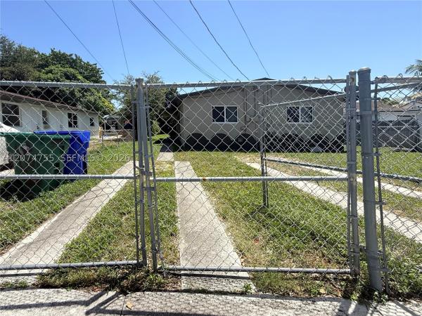 Railway Shops, 336 NW 53rd St #1, Miami, Florida 33127, image 3