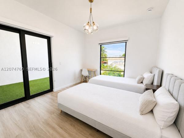 Hollywood Little Ranches, 2511 Pierce St #7, Hollywood, Florida 33020, image 2