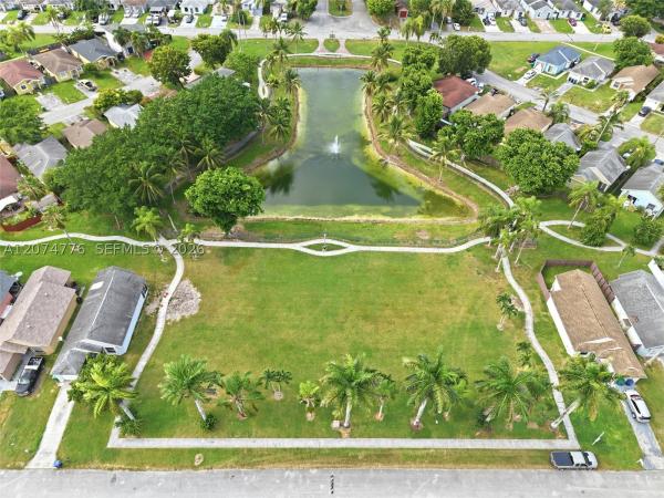 Villas Of Palm Bay, 879 SW 10th St, Florida City, Florida 33034, image 3