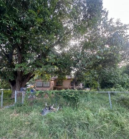 16550 NE 4th Ave, Unincorporated Dade County, Florida 33162, image 1