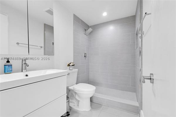 Ionian Plaza, 110 Salamanca Ave #403, Coral Gables, Florida 33134, image 2